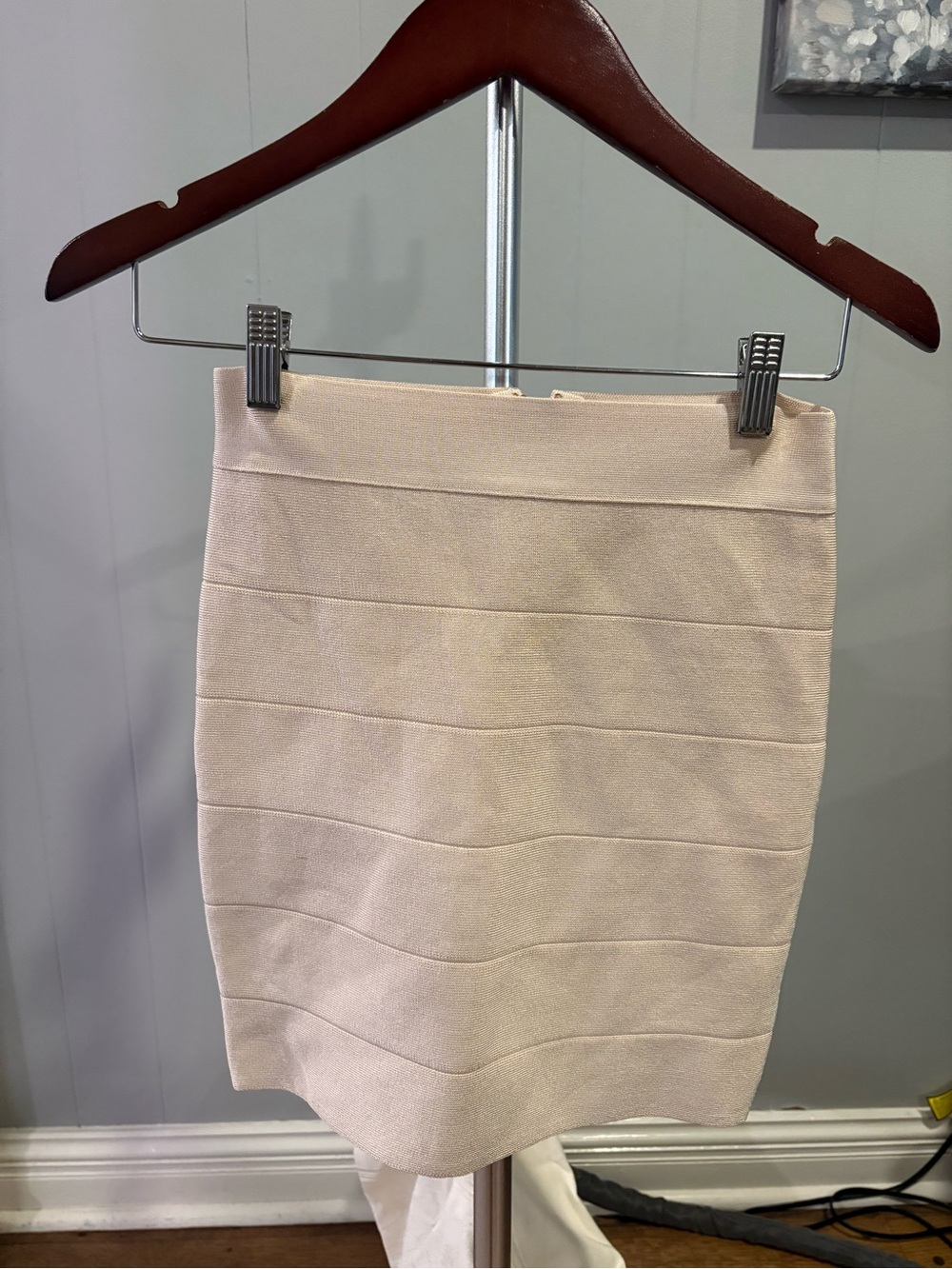 bebe Cream Bandage Pencil Skirt